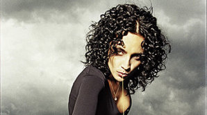 Retrospektivn� v�stava  s n�zvem LOOK AT