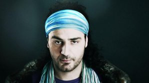 Nad��f�mu je jedenat�icet let. Na jeho hlavu je vypsan� odm�na 100 tis�c dolar�.