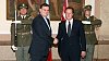 Britský premiér David Cameron při setkání s premiérem Nečasem. Britský premiér David Cameron při setkání s premiérem Nečasem