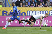 Obr�nci Theodor Gebre Selassie z Liberce a David Limbersk� z Plzn�.
