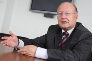 peter_mach_s.jpg