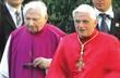 Brat�i Ratzingerov�