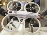 Prototyp "vládního dronu" Spojených arabských emirátù