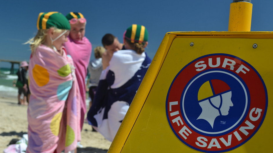 Surfask zchrann klub je mezi malmi Australany populrn.