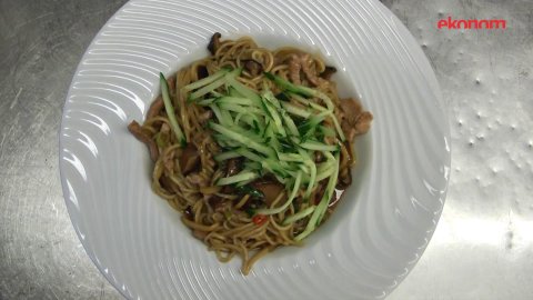 Restaurace_Noodles.mp4.jpg