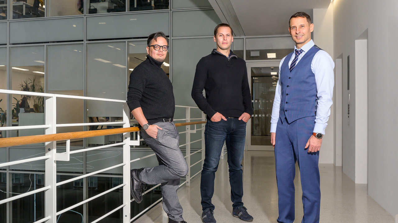 Zakladatelé start-upu PalmApp. Zleva: Petr Ladžov, Vojtìch Pihrt a Miroslav Koudelka.