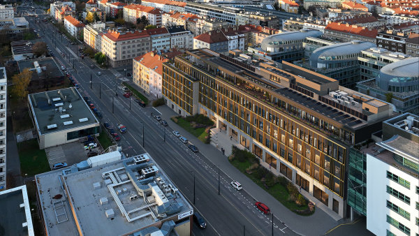 Generali na Pankráci přestavuje dvě kancelářské budovy za 1,5 miliardy. Jednu nabídne nájemcům