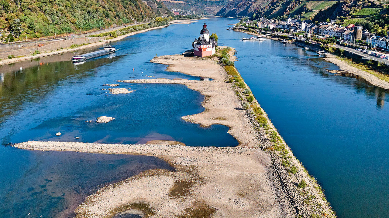 Evropu tr�p� extr�mn� vedra a�nedostatek sr�ek, co� zp�sobuje rekordn�...