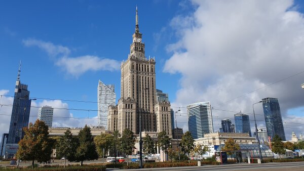 Varšava láká čím dál víc českých investorů, český a polský byznys hledají...