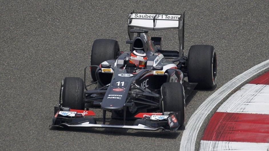 Nico Hulkenberg ze stje Sauber na okruhu v anghaji