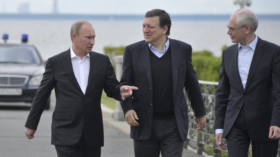Putin a Barroso ped dvma lety na summitu Rusko-EU