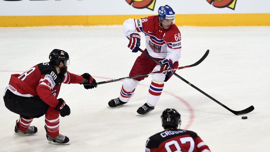 Dosud suvernn Kanada postoupila pes esk tm do finle mistrovstv svta v lednm hokeji.