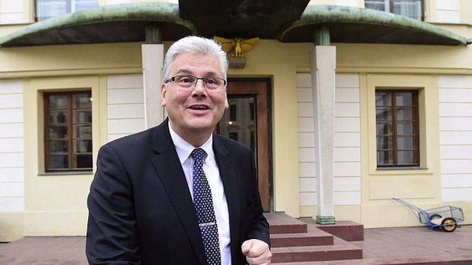 Kandidt na ministra zdravotnictv Miloslav Ludvk.