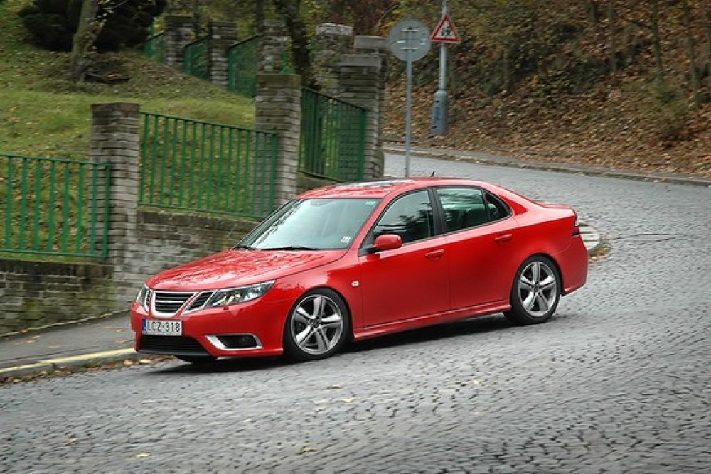 Saab 9-3 Sport Sedan 1.9 TTiDS Saab 9-3 Sport Sedan 1.9 TTiDS