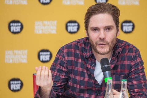 Daniel Brühl na Febiofestu představil film Kolonie, který do kin přijde 14. dubna.