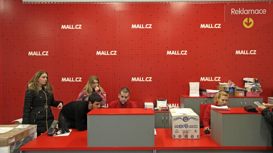 Distribuèní centrum internetového obchodu Mall.cz