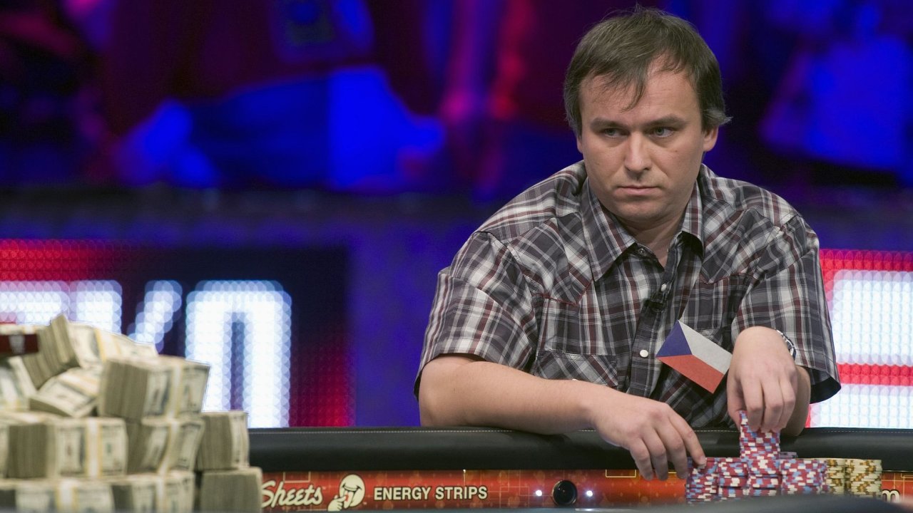 Nejznámnìjším èeským hráèem pokeru je Martin Staszko.