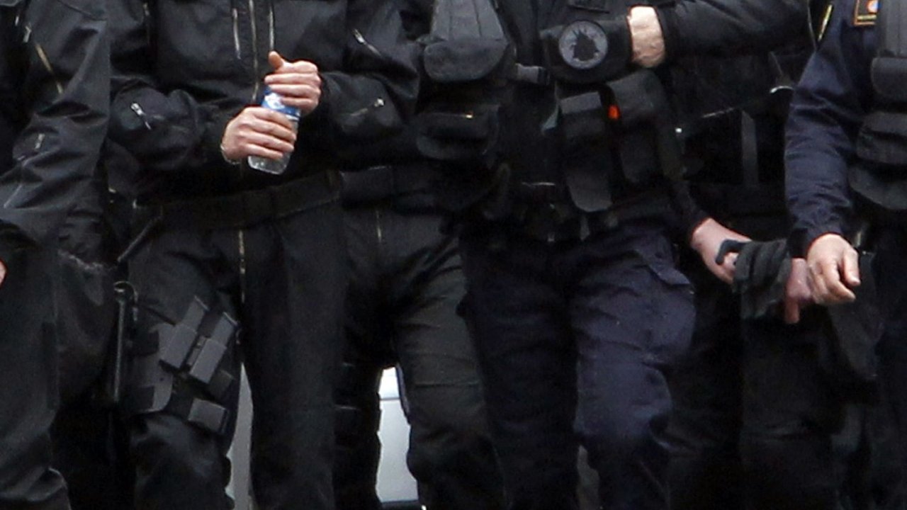 Francouzsk speciln policejn jednotka RAID