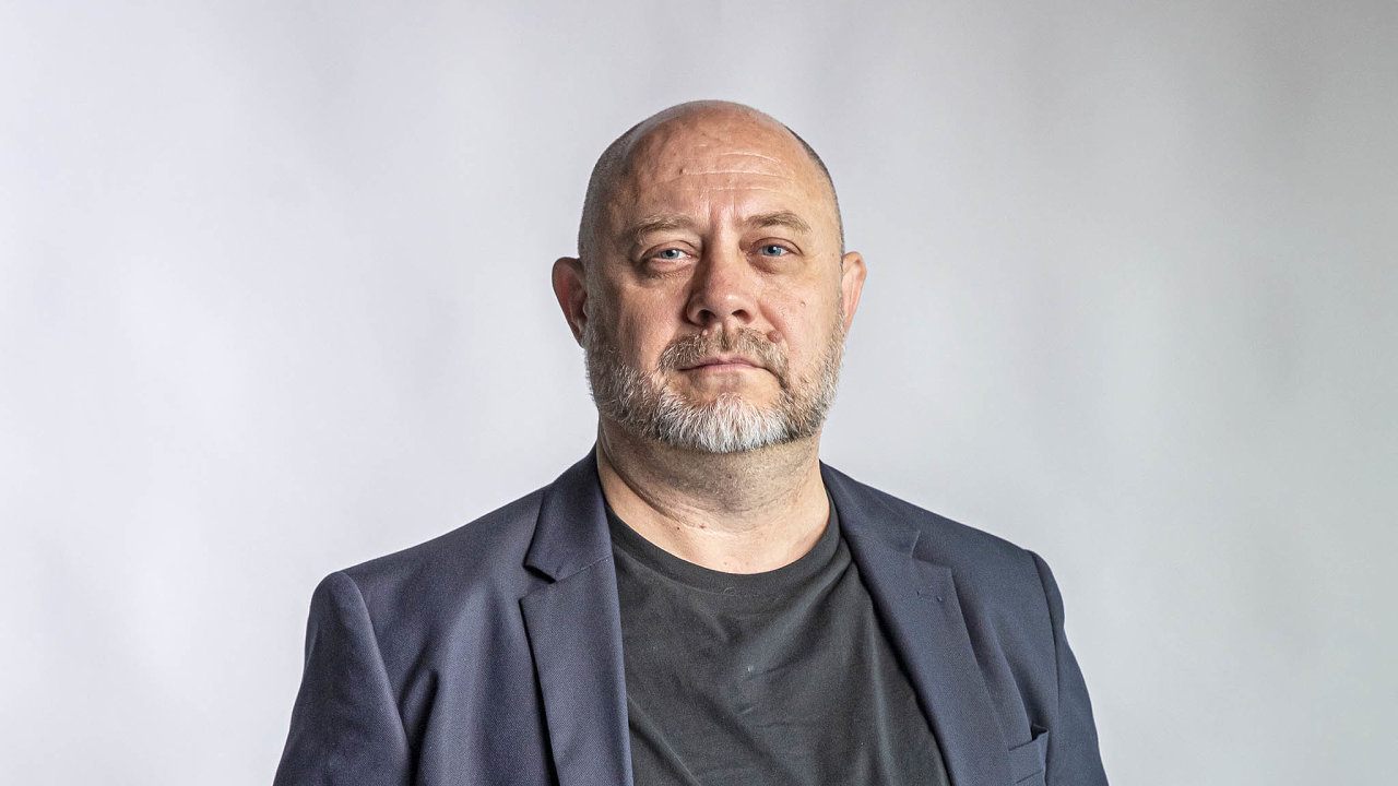 Petr Bza, editel, Versino CZ