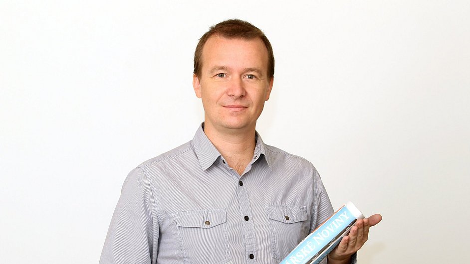 Petr Honzejk, komentátor HN
