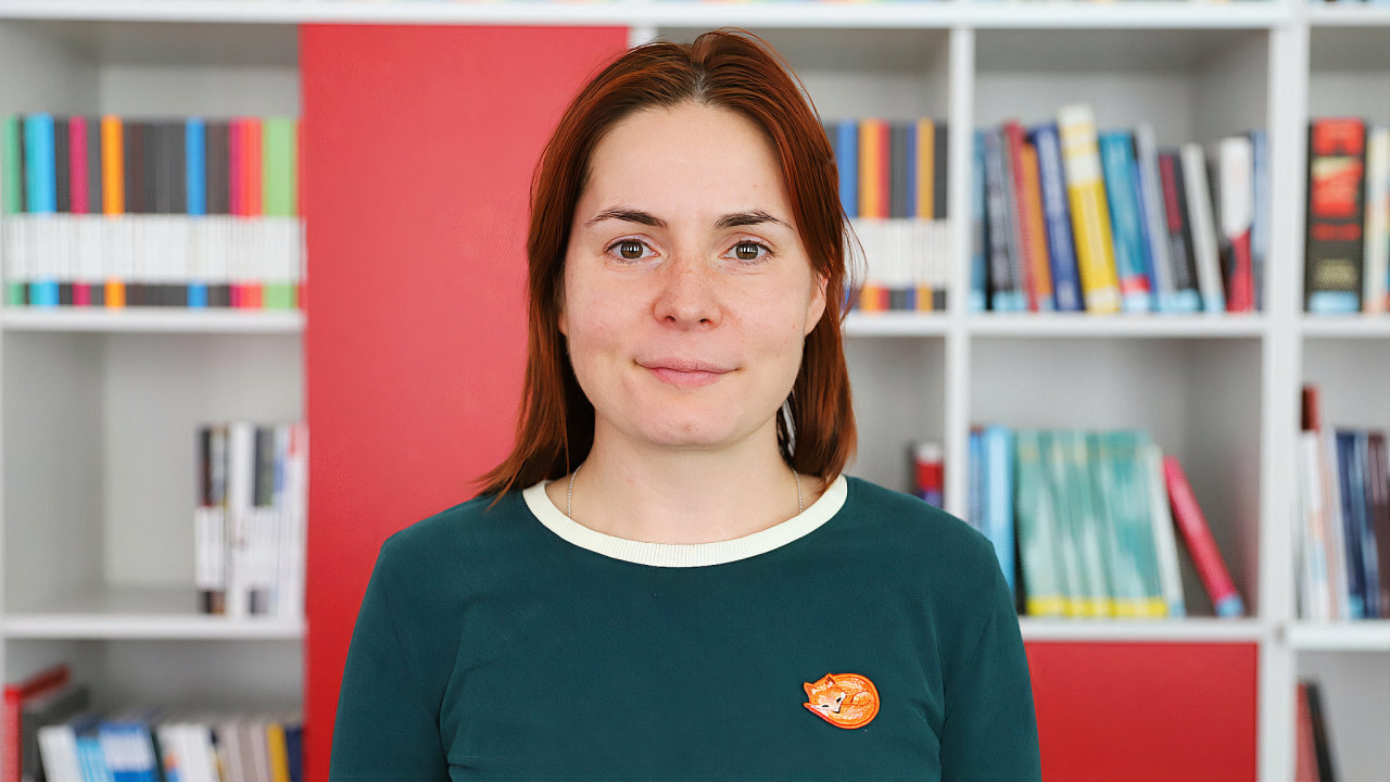 Alexandra Prokopenkov�, ekonomick� analyti�ka d��ve p�sob�c� v Centr�ln�...