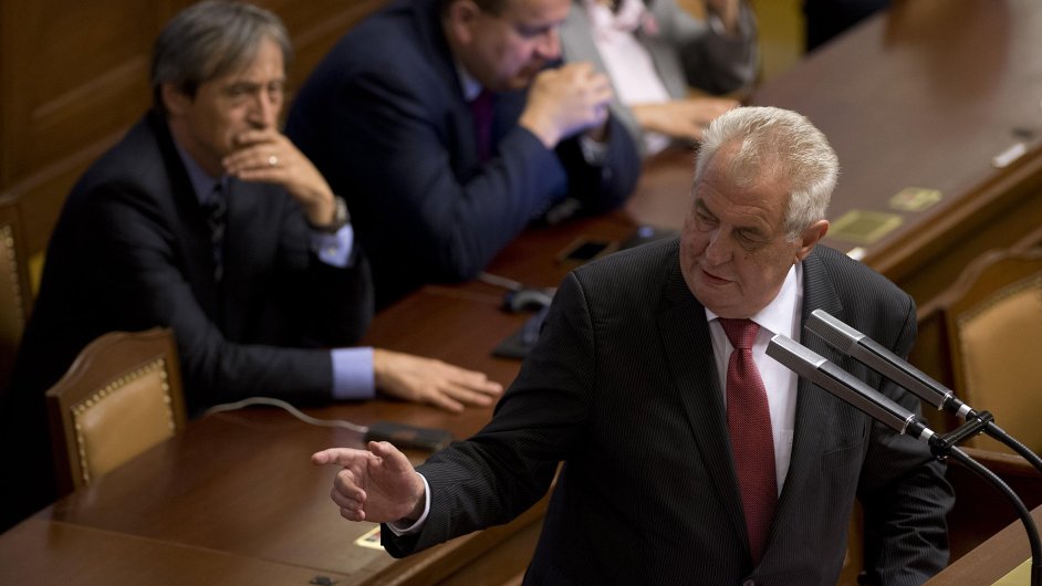 Prezident Miloš Zeman vystoupil na schùzi snìmovny.