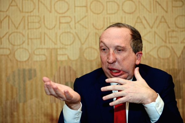 Po &uacute;sp�chu ODS ve volb&aacute;ch se mohou (ale tak&eacute; nemus&iacute;) o�ek&aacute;vat vnitrostranick&eacute; boje. V nich by hr&aacute;l roli i V&aacute;clav Klaus mlad&scaron;&iacute;.