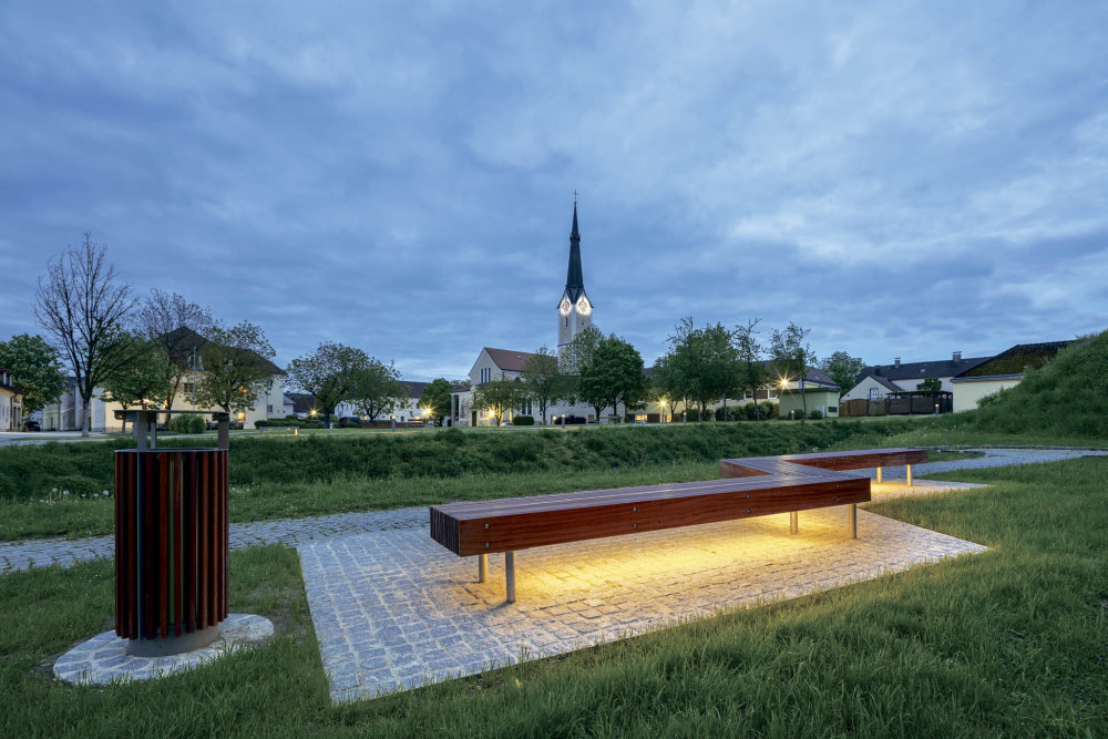 Park v rakouském Amstettenu