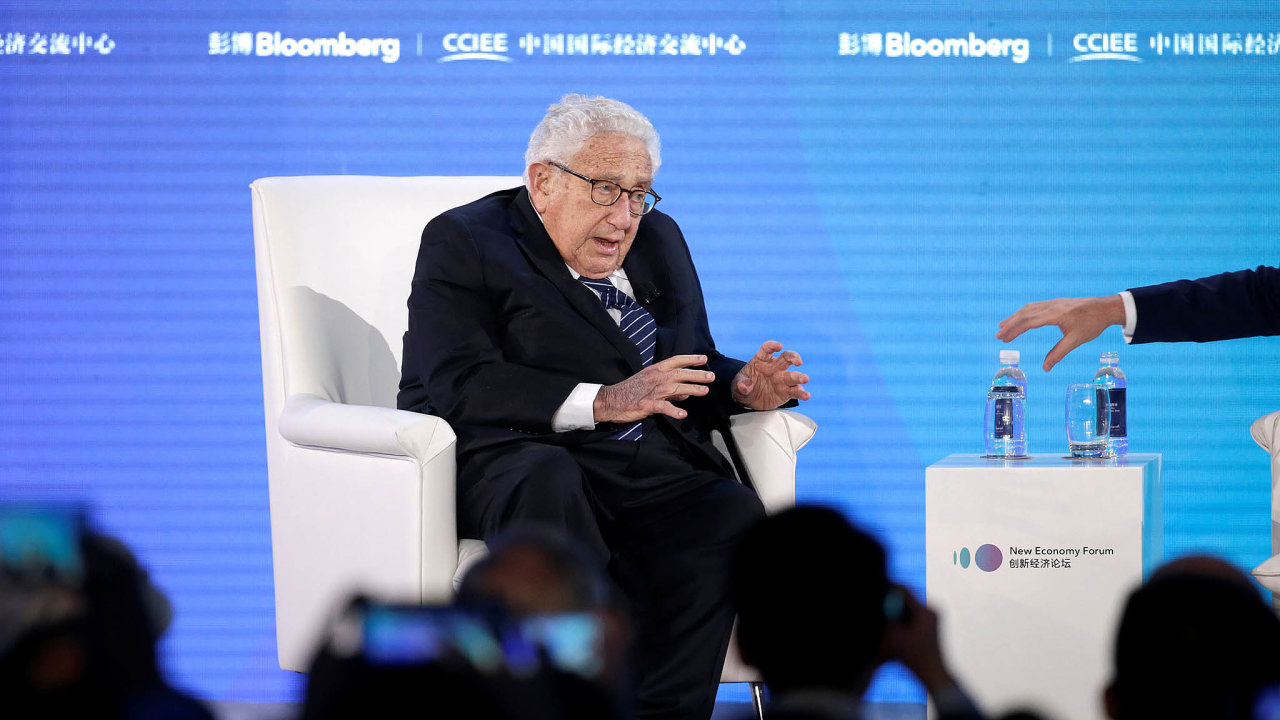 Henry Kissinger varoval pøed válkou mezi USA a Èínou