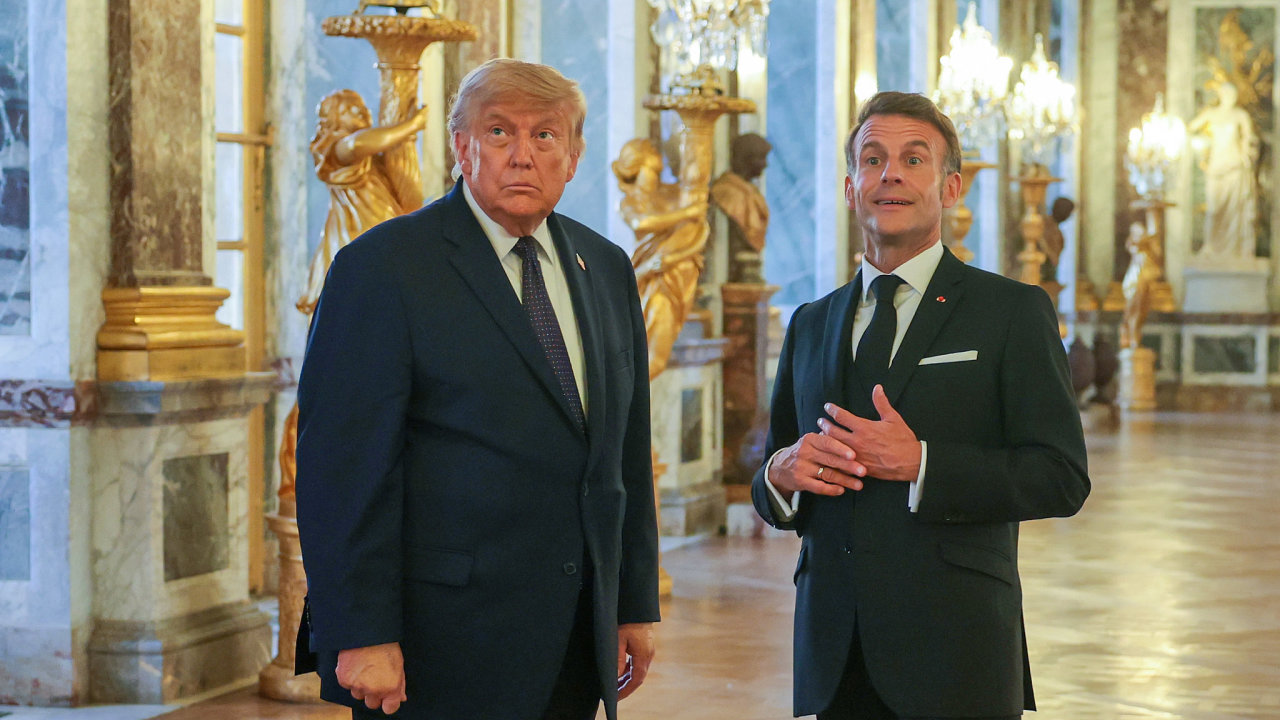 ��dn� politik nem� v posledn�ch letech takov� vliv na podobu EU, jako...