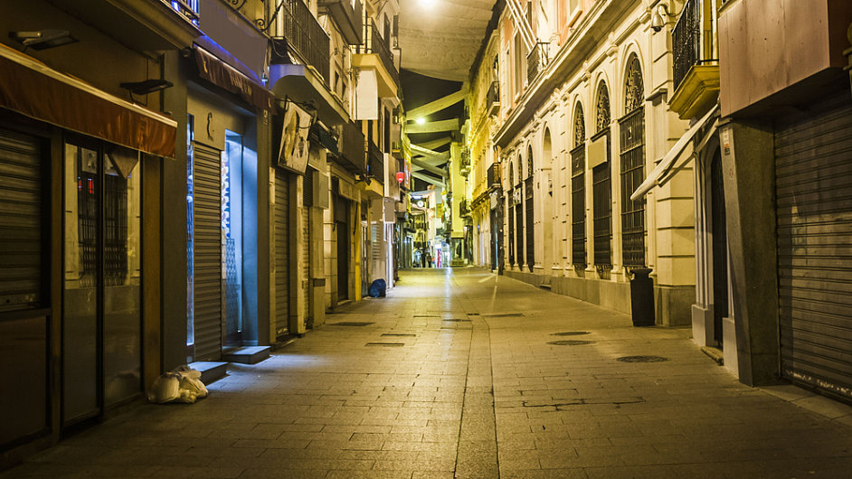 Obyvatelé Sevilly bojují proti hluku v noèních ulicích (ilustraèní foto).