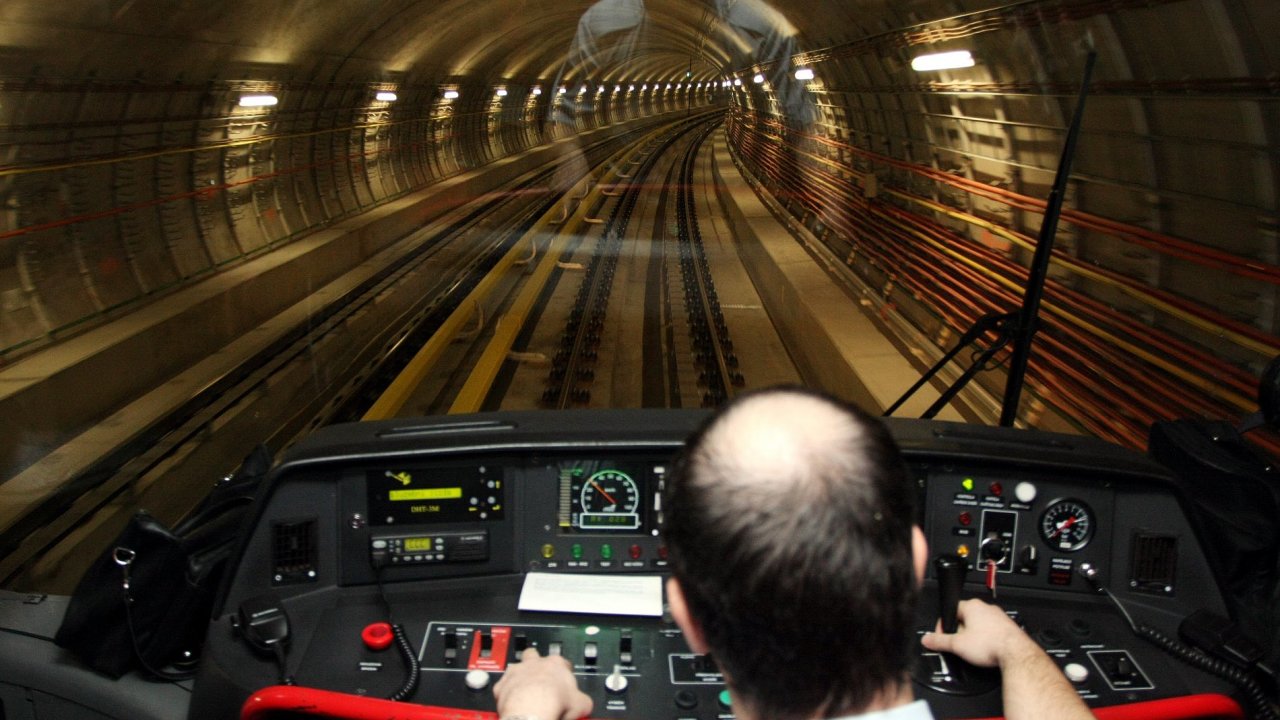 Metro z kabiny øidièe, ilustraèní foto