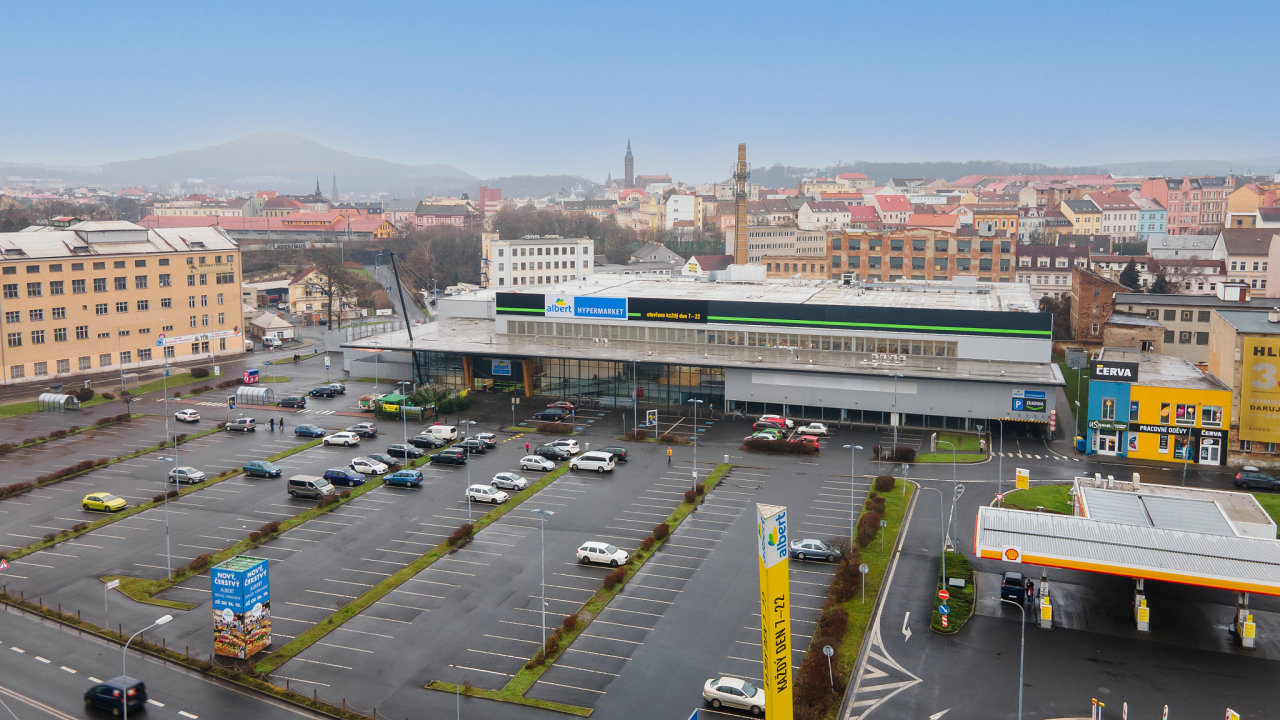 Retail park Teplice