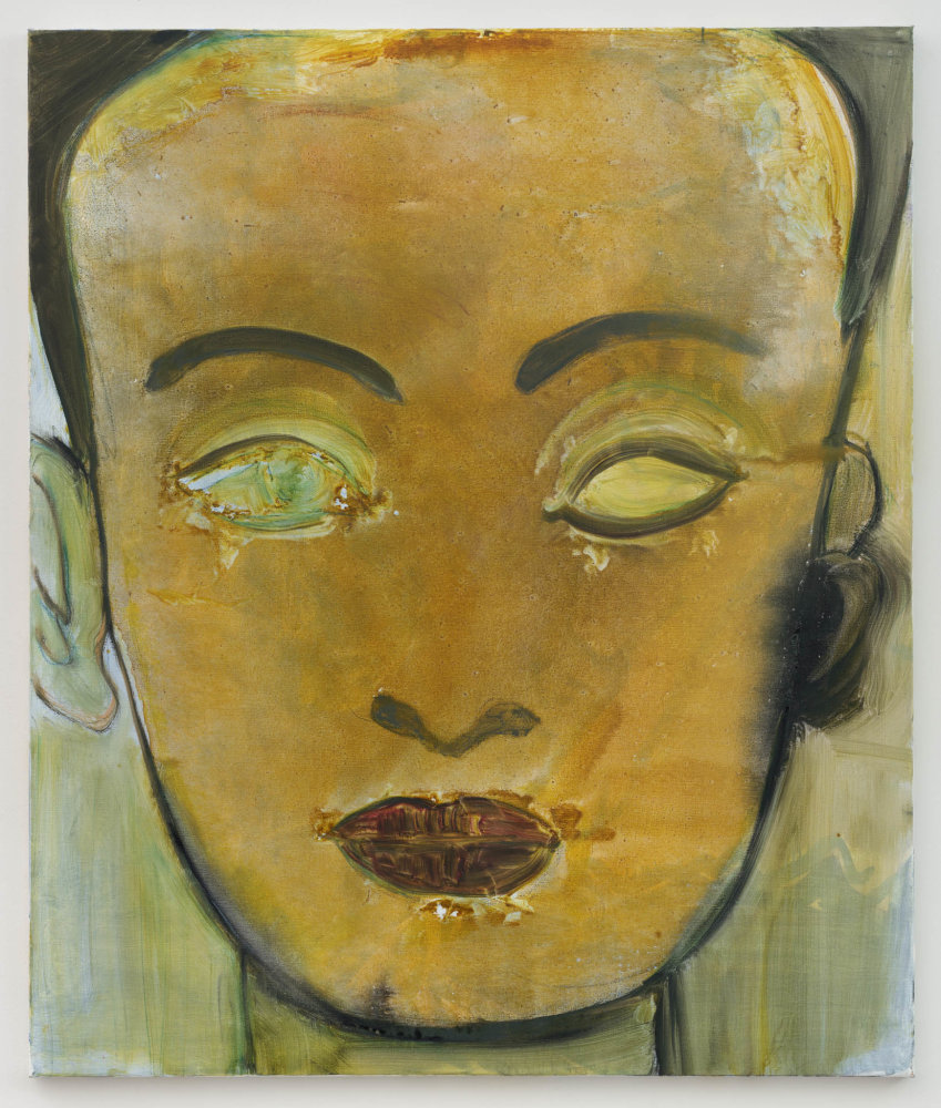 Pohled do instalace výstavy Marlene Dumasové Double Takes a na její obrazy.