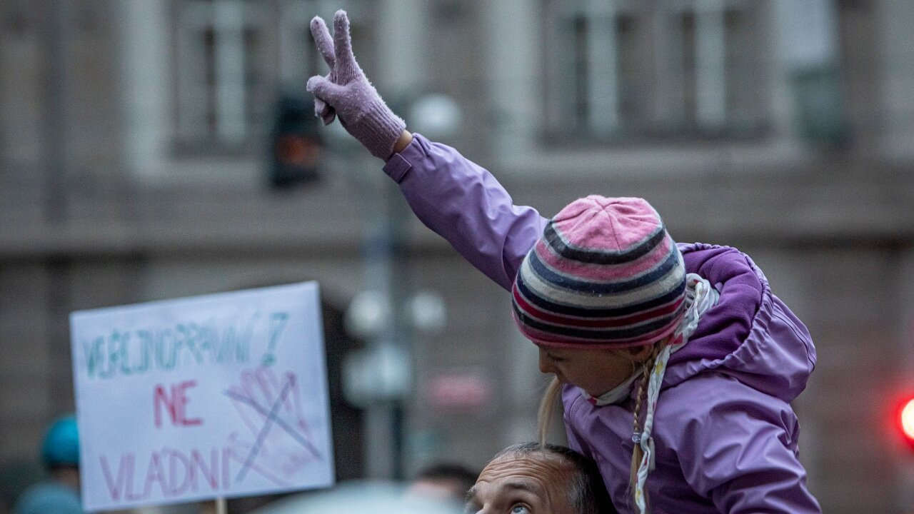 Demonstrace proti zrušení koncesionářských poplatků za Českou televizi a...