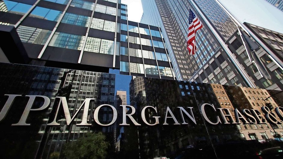 Spoluprezident nejvt investin banky na svt JPMorgan Chase Daniel Pinto potvrdil, e jsou obchodovn s bitcoinem oteven, a to po nich bude chtt kritick mnostv jejich klient.