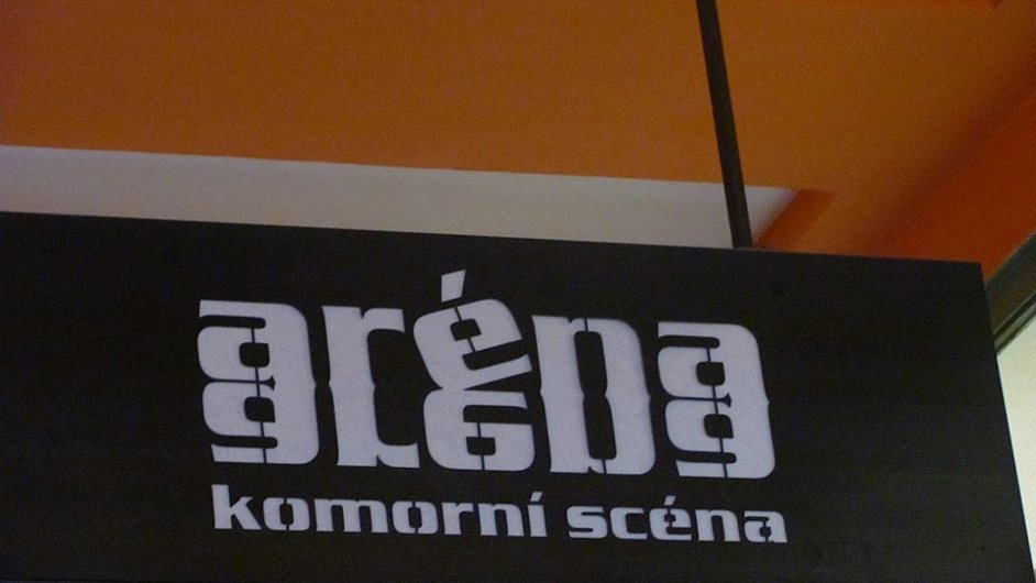 Komorn scna Arna vznikla v roce 1994.