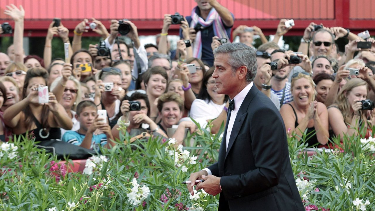 George Clooney  jedna z prvnch hvzd letonho ronku bentskho filmovho festivalu