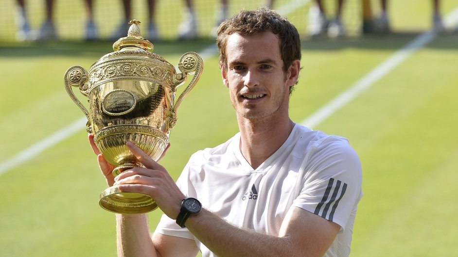 Andy Murray s wimbledonskou trofej