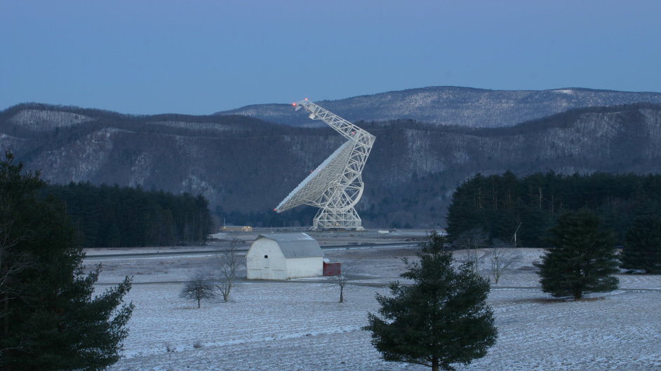 Klid a pohoda u teleskopu v Green Bank v USA