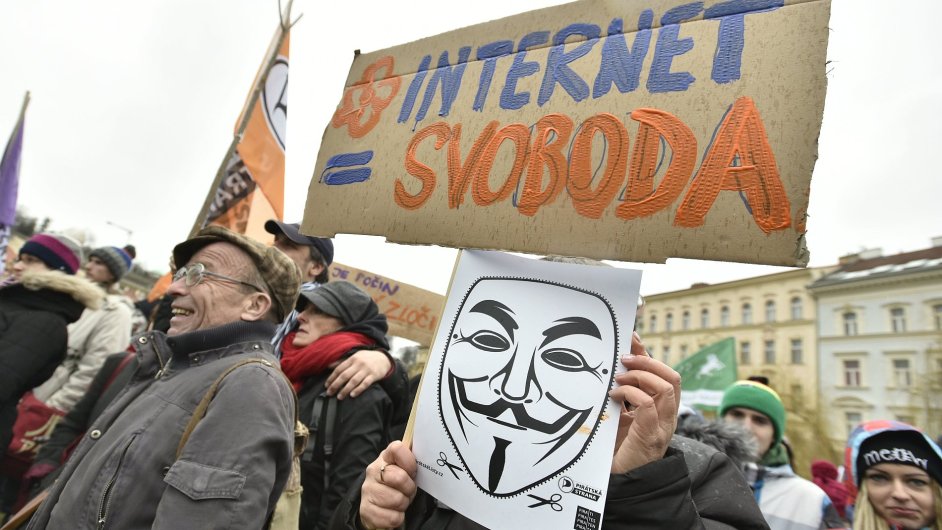 esk pirtsk strana uspodala 20. nora v Praze demonstraci za zachovn svobodnho internetu v esku.