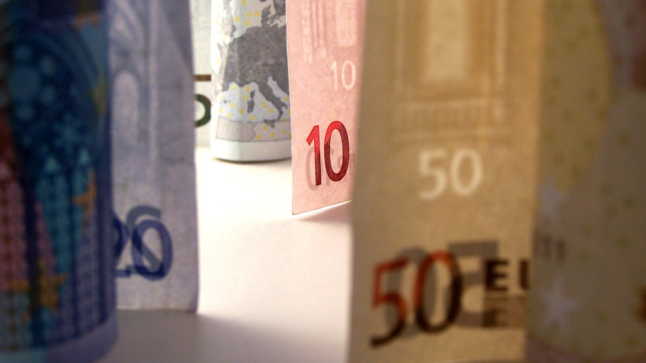 Ilustra�n� foto - Bankovky eura.