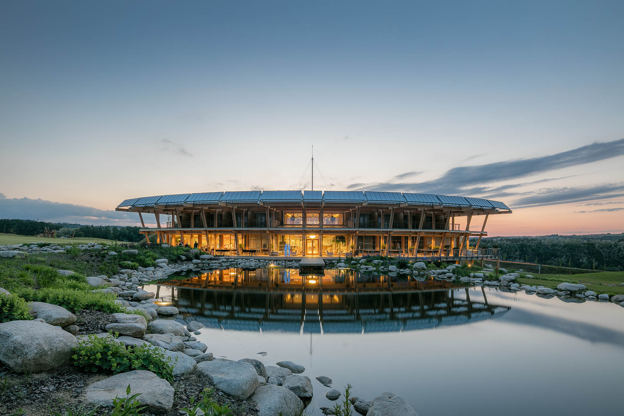 Panorama Golf Resort: 27 jamek, par 72, dlka 6381 m– Forest & Meadows, architekti Libor Jirsek, Michael Terech, Rainer Preissmann