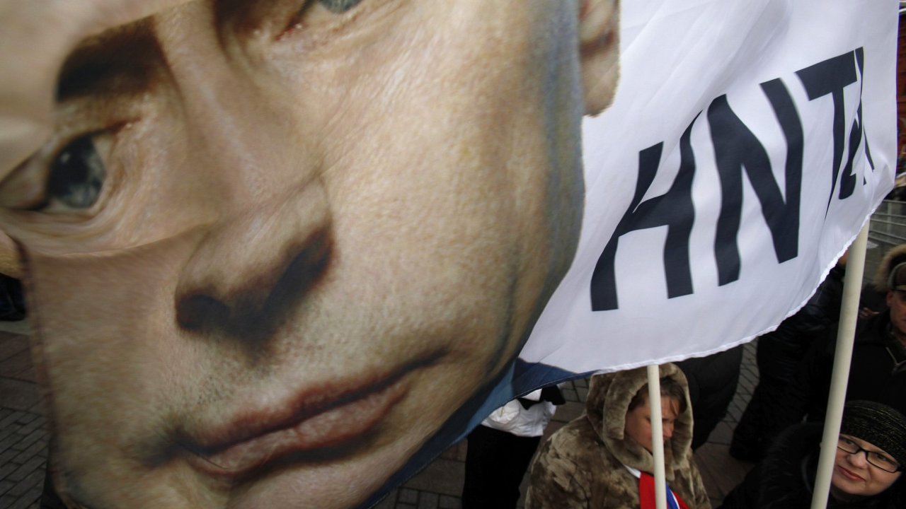 Transparent s obliejem Vladimira Putina