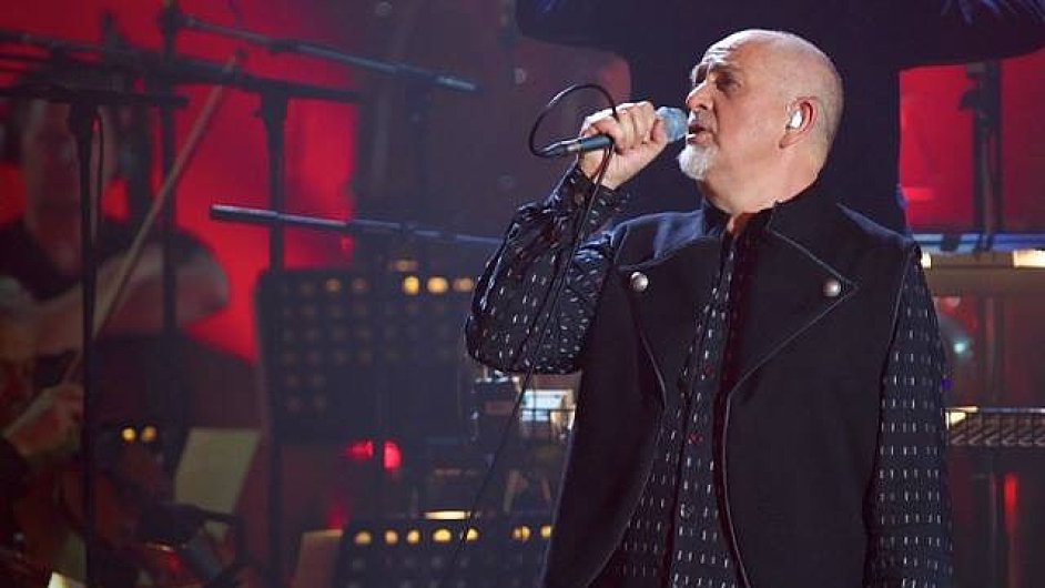 Peter Gabriel na snmku z loskho listopadu.