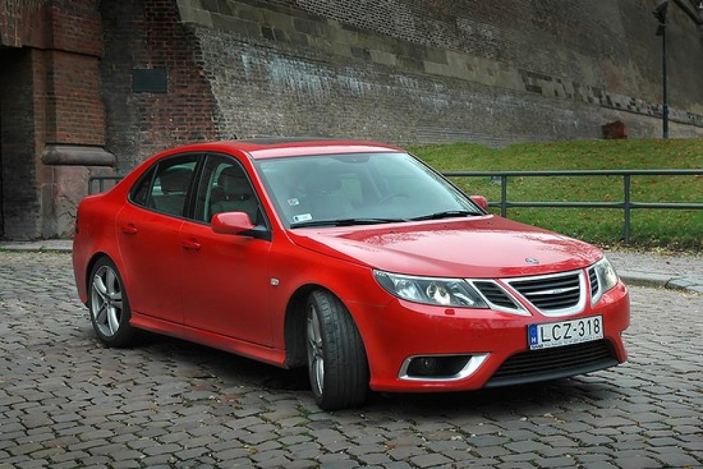 Saab 9-3 Sport Sedan 1.9 TTiDS Saab 9-3 Sport Sedan 1.9 TTiDS