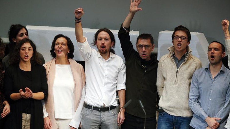 Strana Podemos -  jedna z reakc na to, e panlsko trp hroziv nezamstnanost