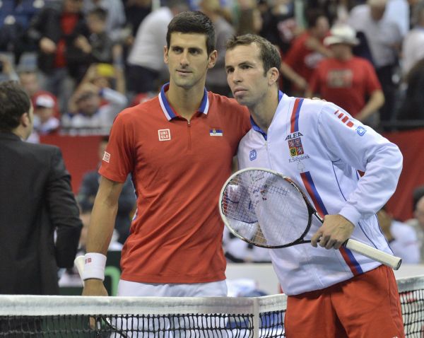 &Scaron;t�p&aacute;nek a Djokovic