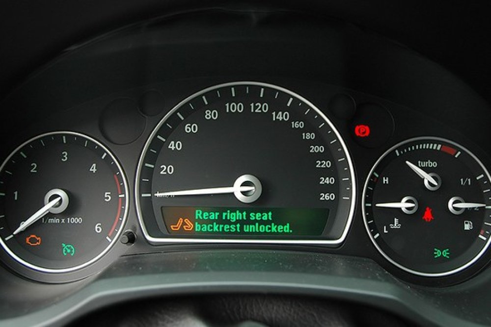 Saab 9-3 Sport Sedan 1.9 TTiDS Saab 9-3 Sport Sedan 1.9 TTiDS