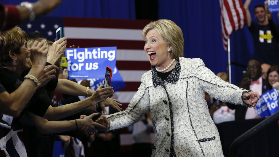 Hillary Clintonov jasn vyhrla nominan souboj demokrat v Jin Karoln.
